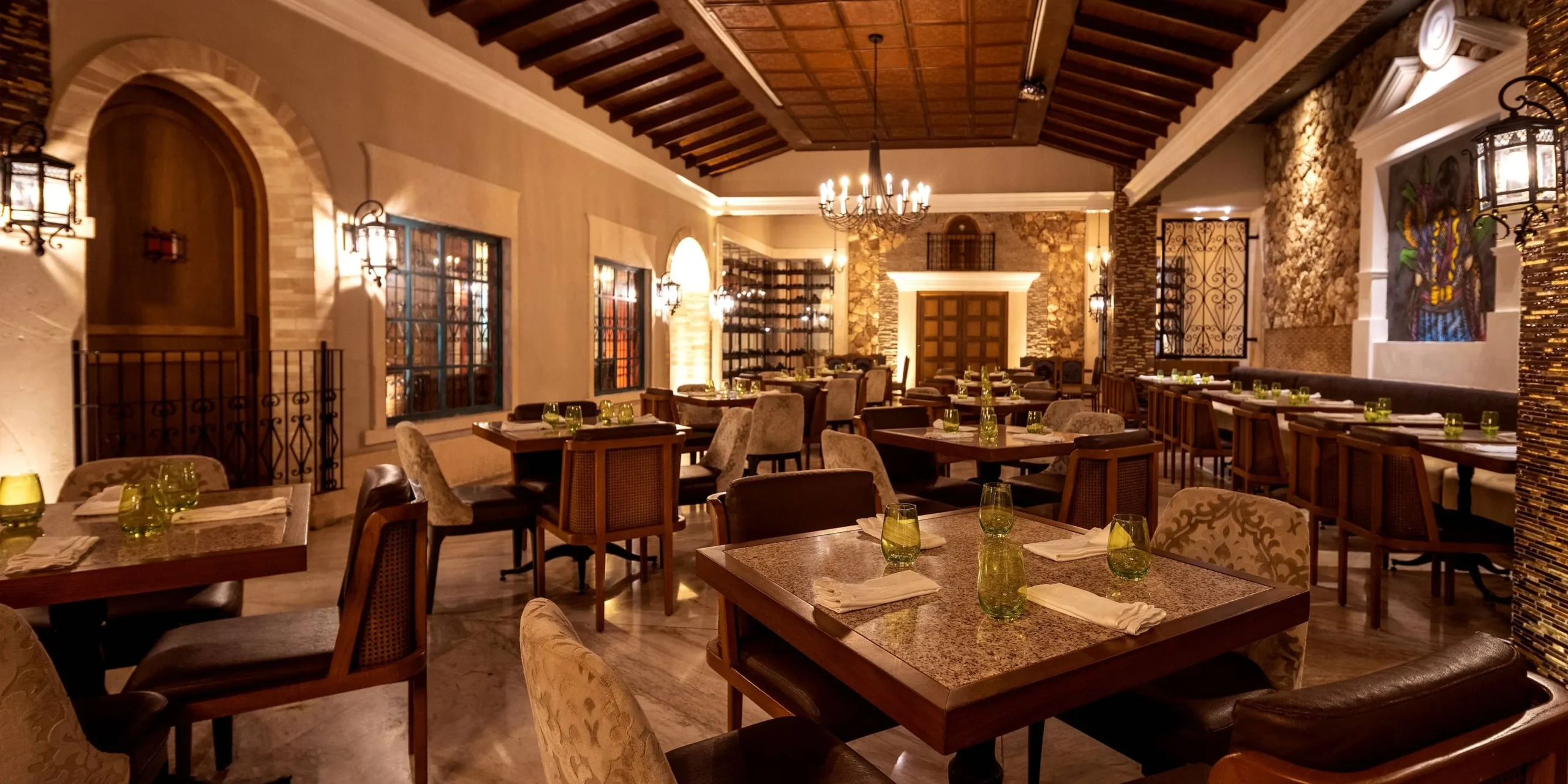 Elegant dining setup at Casa Mia Restaurants in Dubai