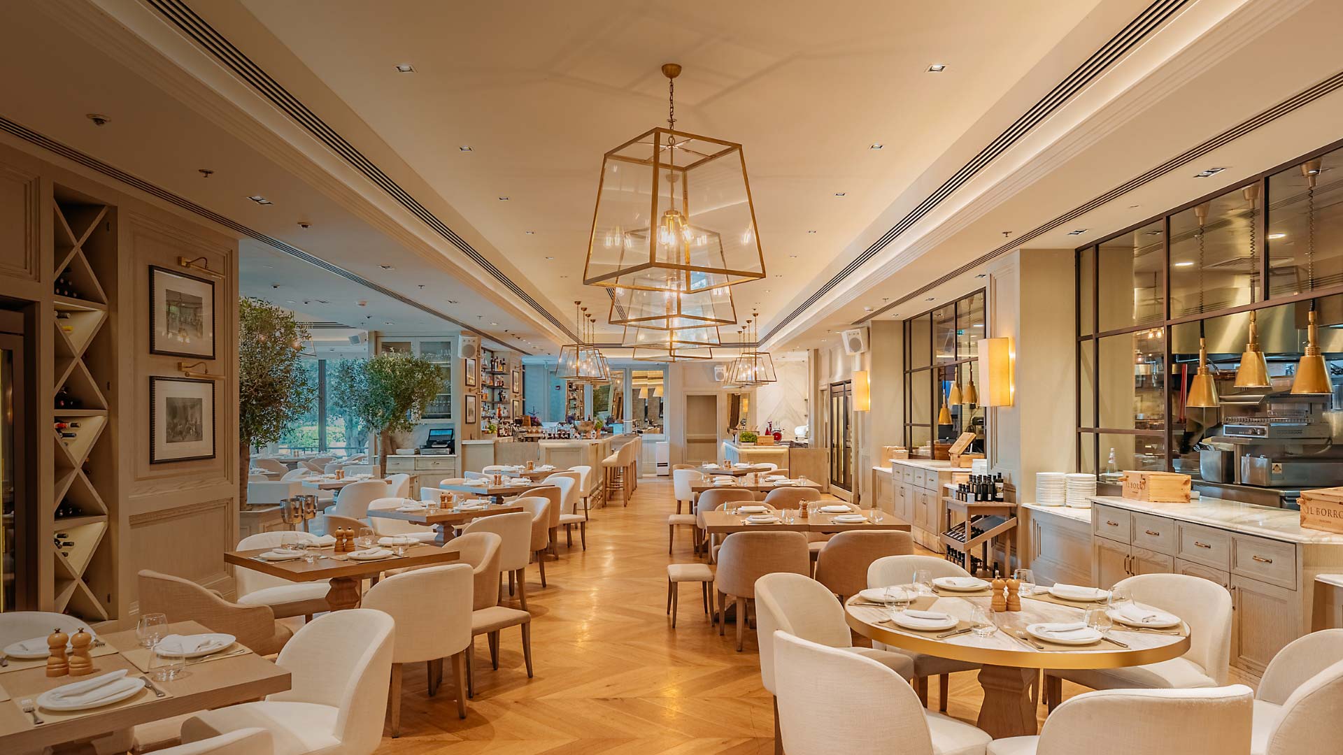 Elegant interior of Il Borro Italian Restaurants Dubai